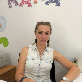 էլիզա Մանուկյան